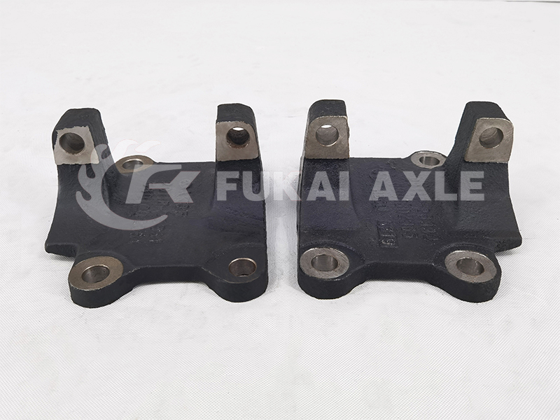Thrust Rod Lower Bracket For Saic Hongyan Jieshi Spare Parts 5801802365 5801802364