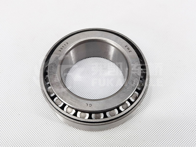 Tapered Roller Bearing for Sinotruk HOWO Truck Spare Parts Rear Wheel Bearing 33113 7813e 