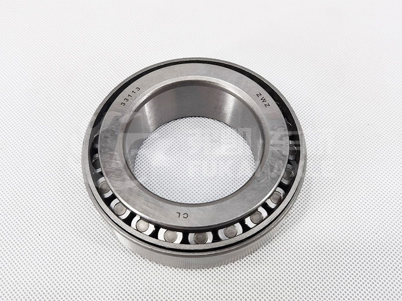 Tapered Roller Bearing for Sinotruk HOWO Truck Spare Parts Rear Wheel Bearing 33113 7813e 