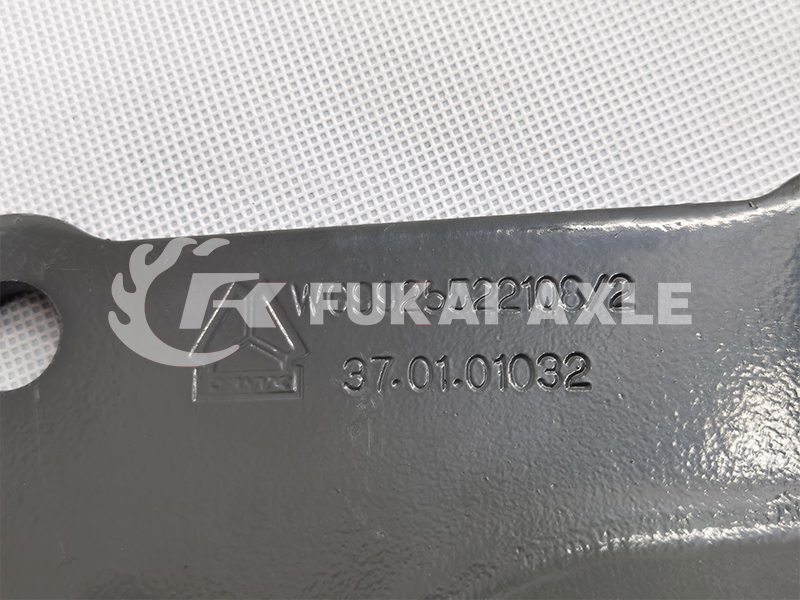 Front Spring Connecting Plate for Sinotruk Howo Truck Parts WG9925522108