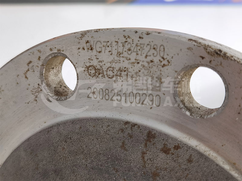 Half Shaft for Sinotruk Truck Spare Parts WG7117347230