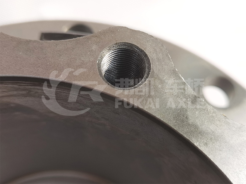Rear Wheel Hub for Sinotruk Sitrak Mcy13 Truck Spare Parts WG7117339177