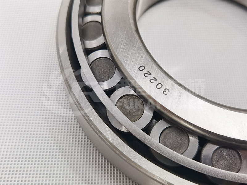 Tapper Roller Bearing for North Benz Beiben Truck Spare Parts 7220E 30220