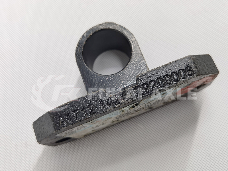 Front Stabilizer Bar Hanger for Foton Auman Truck Spare Parts 1424229200006