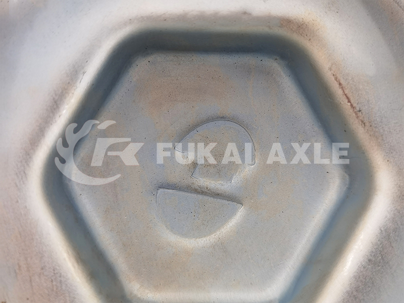 Front Hub Cover for Shacman Delong F2000 F3000 Truck Spare Parts 81.44312.0009