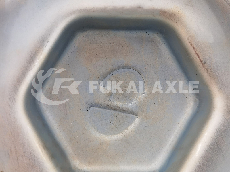 Front Hub Cover for Shacman Delong F2000 F3000 Truck Spare Parts 81.44312.0009