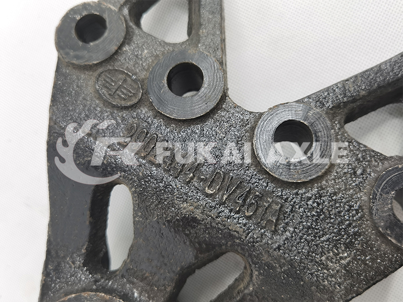 Front Leaf Spring Bracket for FAW Spare Parts 2902444-DV451A