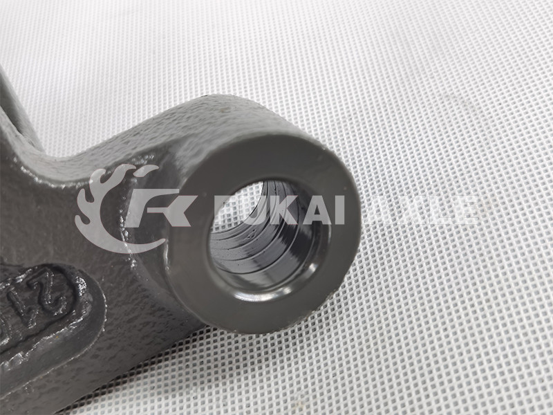 Stabilizer Bar Clip For Sinotruk HOWO Truck Spare Parts WG9925682111