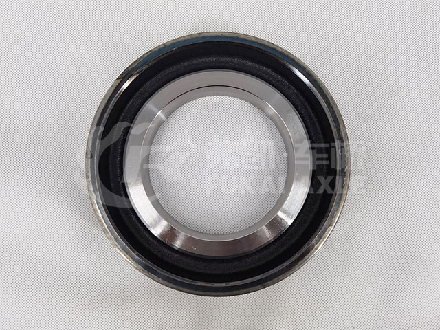 Rear Wheel Oil Seal Seat Spacer for Sinotruk HOWO AC16 Truck Spare Parts AZ9231340917 