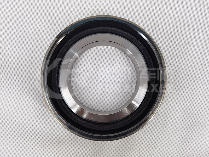 Rear Wheel Oil Seal Seat Spacer for Sinotruk HOWO AC16 Truck Spare Parts AZ9231340917 