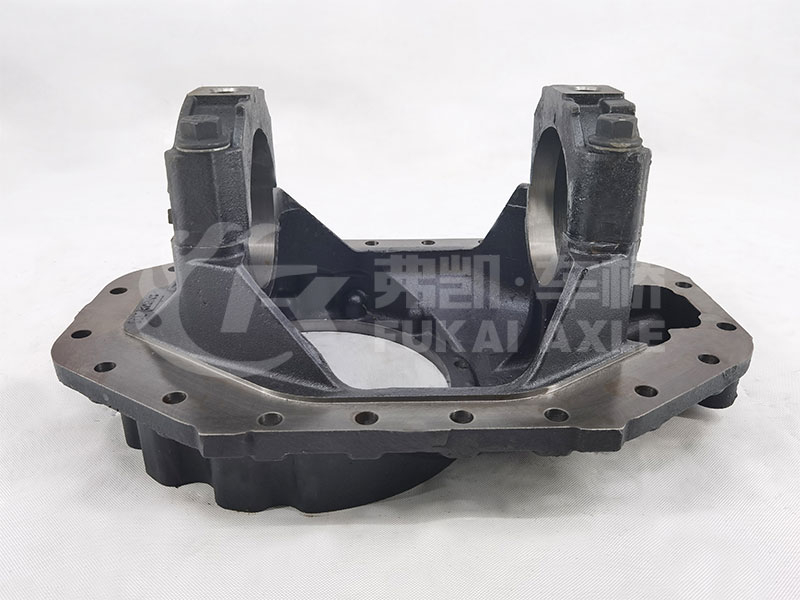 Rear Axle Main Reducer Housing for Sinotruk HOWO AC16 Truck Spare Parts AZ9981320171