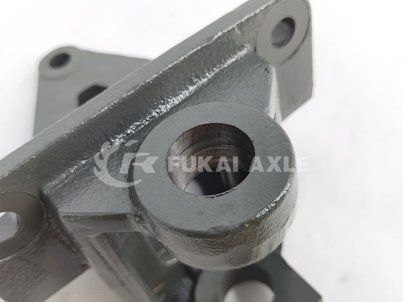 Front Spring Rear Bracket For Sinotruk Howo Truck Spare Parts WG9416520055