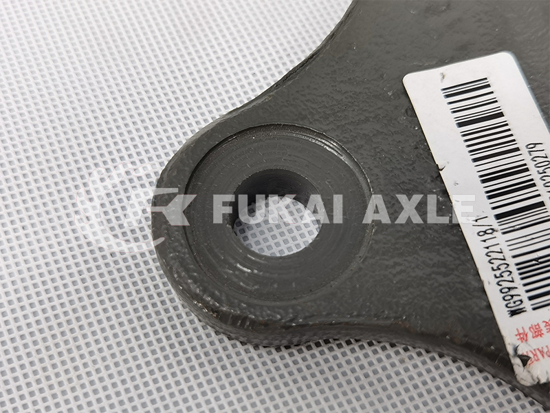 Front Spring Connecting Plate For Sinotruk Howo Truck Spare Parts WG9925522118