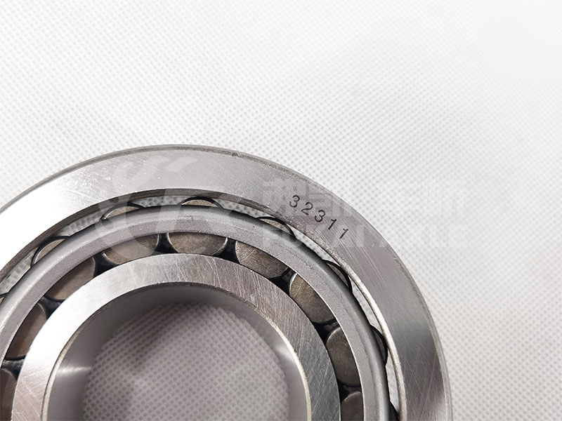 Tapered Roller Bearing for FAW Jiefang Auman Truck Spare Parts 32311 7611E