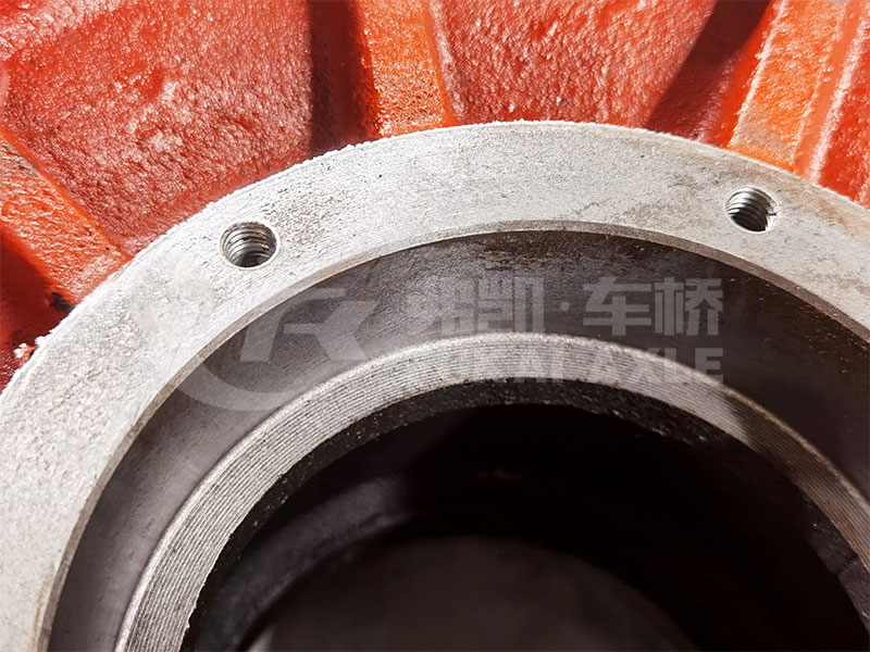 Front Wheel Hub for Liuqi Chenglong X8 Truck Parts QY132X8-3103015D