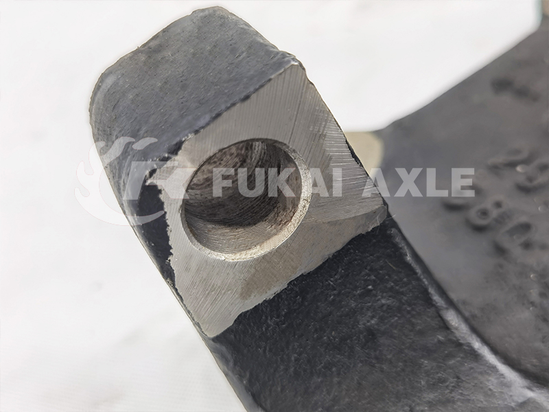 Thrust Rod Lower Bracket For Saic Hongyan Jieshi Spare Parts 5801802365 5801802364