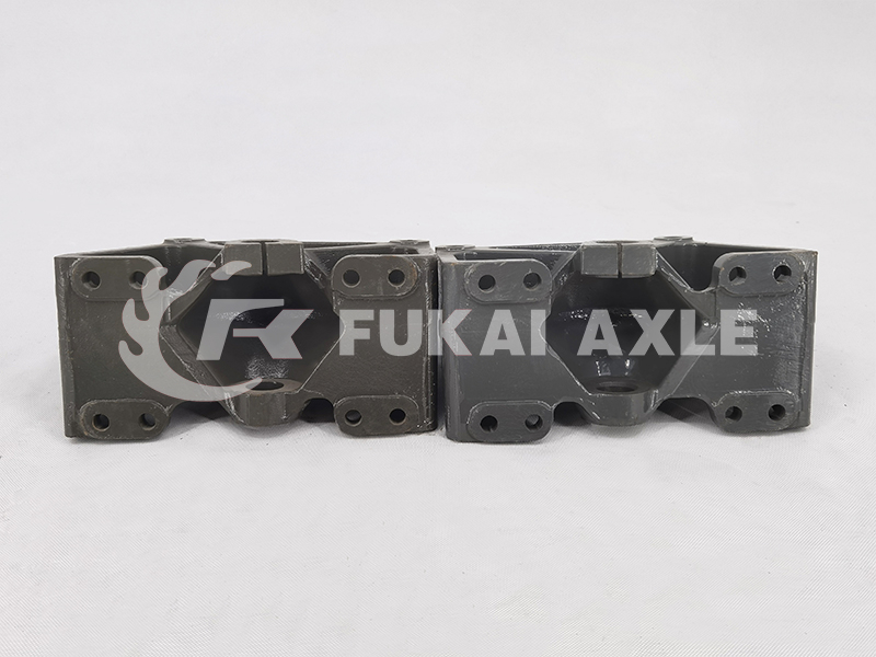 Front Spring Rear Bracket for Sinotruk Howo Truck Spare Parts WG9925520208/WG9925520207
