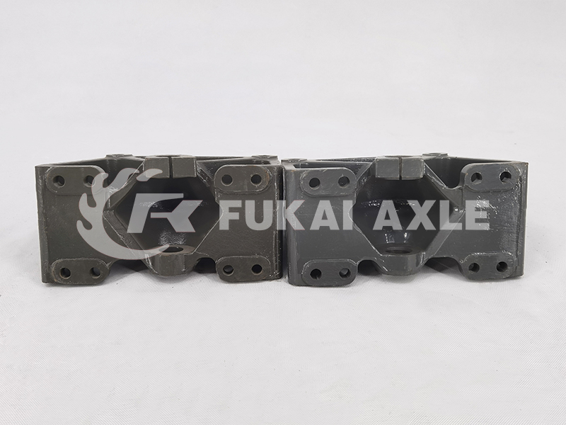 Front Spring Rear Bracket for Sinotruk Howo Truck Spare Parts WG9925520208/WG9925520207