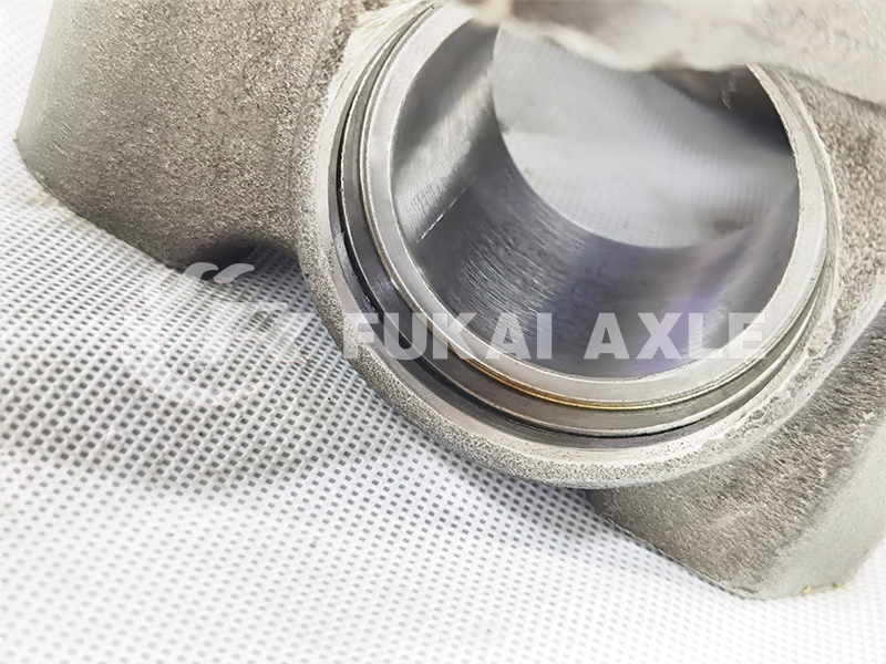 Power Steering Knuckle for Sinotruk HOWO T5g Truck Parts AZ4005416067 AZ4005416068