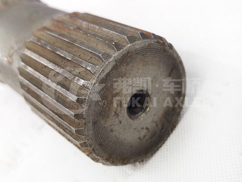 Half Shaft (with Differential Lock Side）For Sinotruk Truck Spare Parts AZ7117348083 WG7117348083