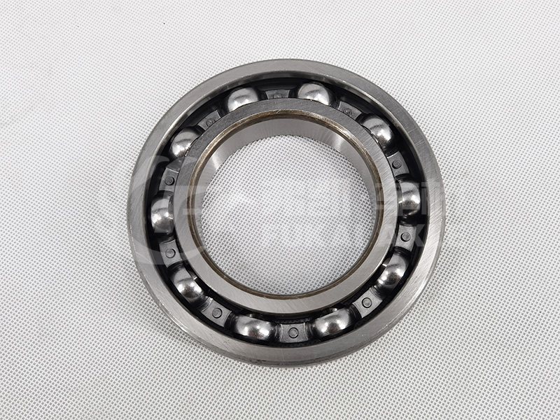 Inter-axle Differential Rear Bearing for Auman Sinotruk Shacman Truck Parts 6216N 06.31421.0803