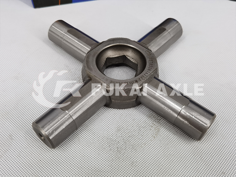 Inter-Wheel Cross Shaft for Sinotruk HOWO AC16 Truck Spare Parts AZ9981320031
