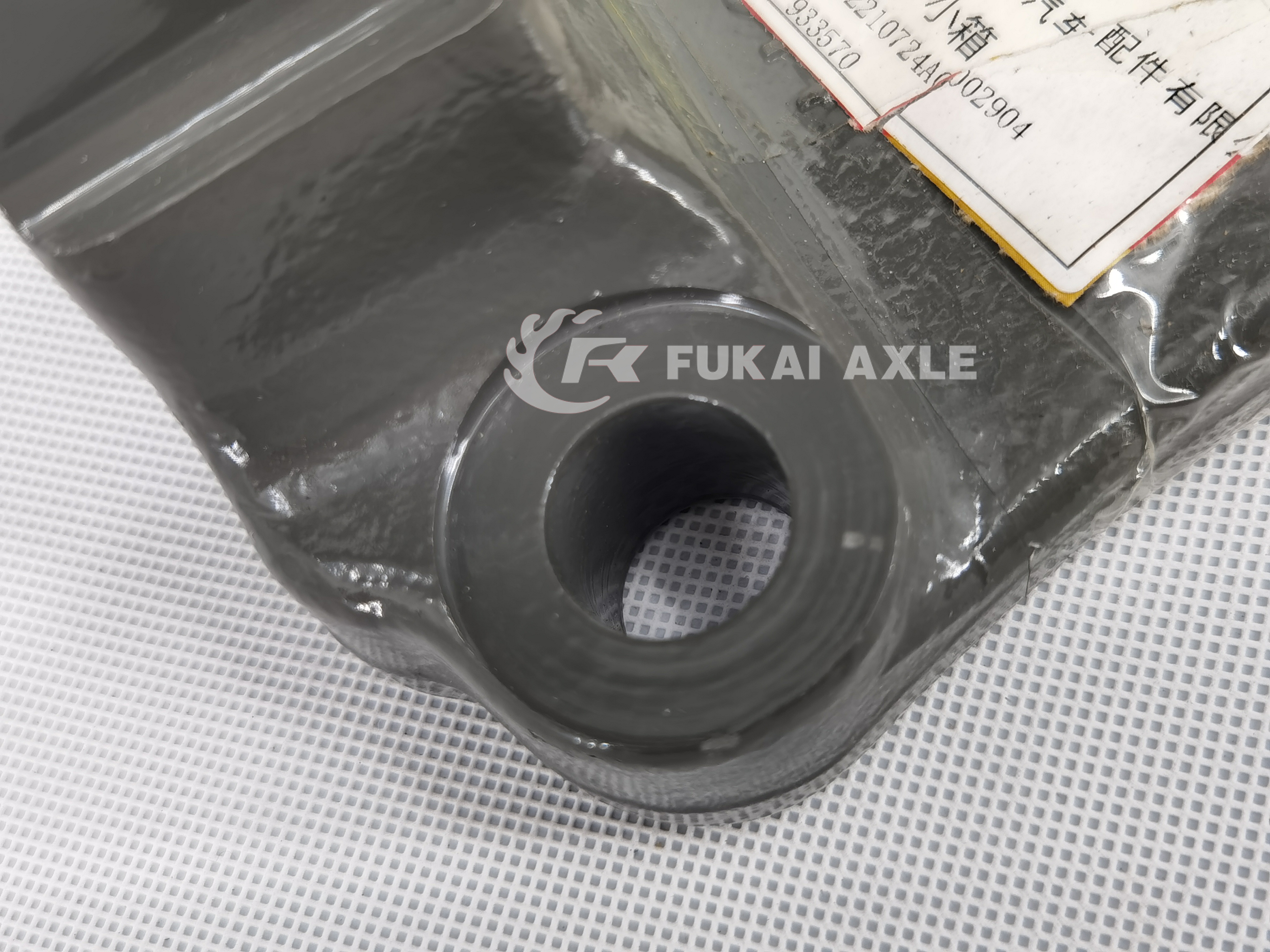 V-rod Support For Sinotruk HoHan Truck Spare Parts WG9525525255