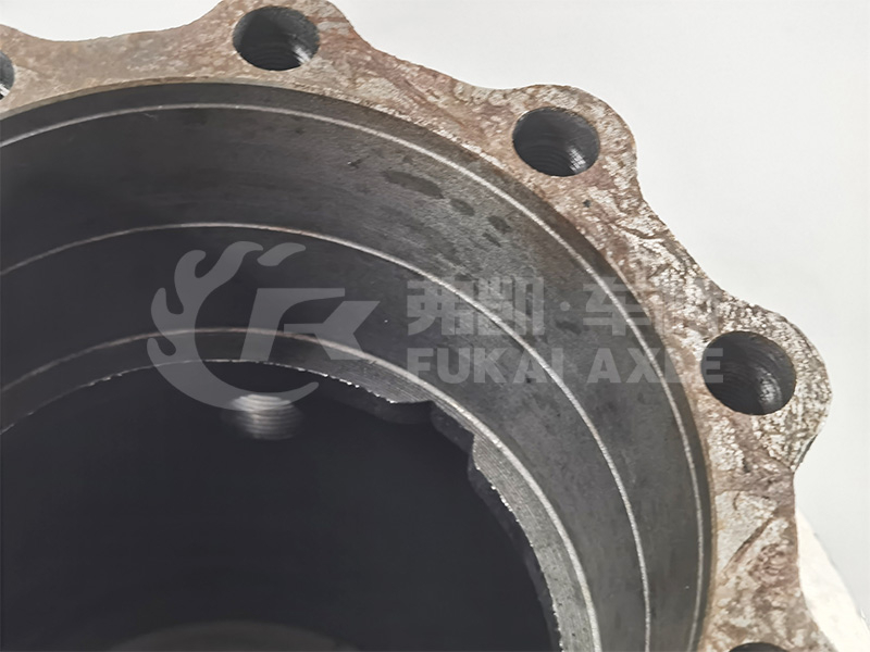 Rear Wheel Hub for Saic Hongyan Genlyon H6a Truck Spare Parts 3104c9008