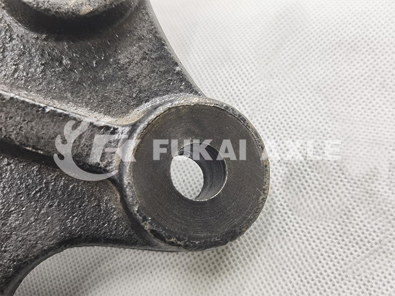 Liberation Front Spring Front Bracket for FAW Jiefang 2902441-DK097 2902442-DK097