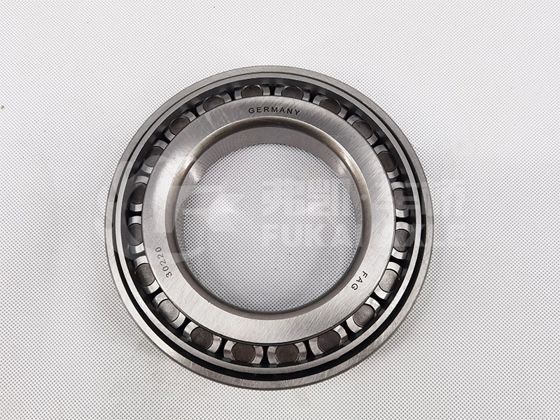 Rear Wheel Tapered Roller Bearing for North Benz Beiben Truck Spare Parts 33220 33022