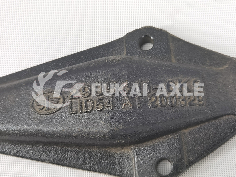 Front Shock Absorber Upper Bracket for FAW Jiefang Truck Chassis Parts 2902444-13W/A6