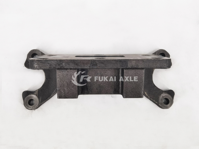 Middle Bridge Compartment Bracket For Sinotruk Howo Truck Spare Parts MCP16