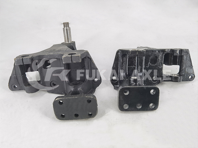 Front Spring Middle Bracket for Shacman Delong Spare Parts Dz95319690766/Dz95319690765/Dz95319690764