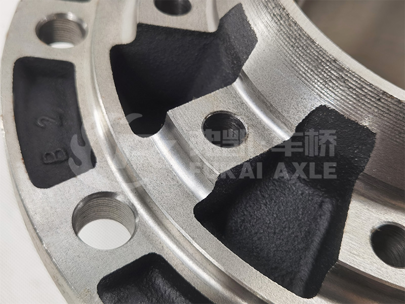 Rear Hub For Sinotruk Howo Man T5G A7 T7H T5G Truck Spare Parts 812W35701-0155