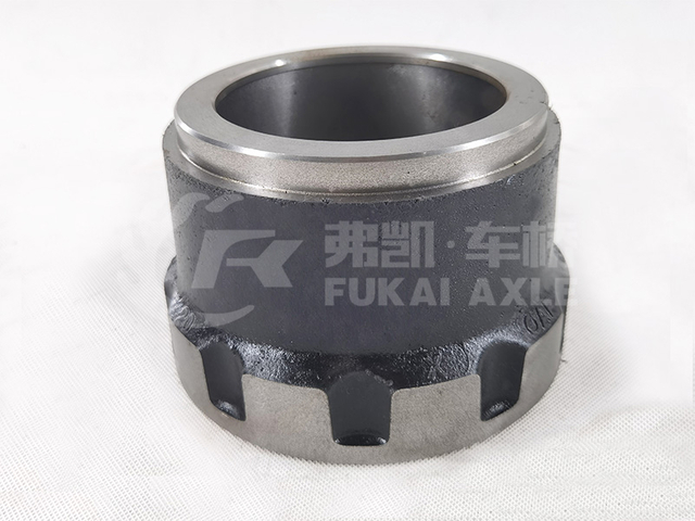Lightweight Front Wheel Hub for For Sinotruk Howo 2020 Truck Spare Parts AZ400541534612