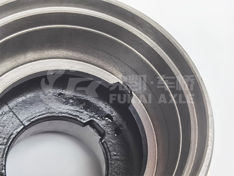 Front Wheel Hub for Sinotruk Steyr Truck Spare Parts AZ9112410009 199000410066 WG9112410009