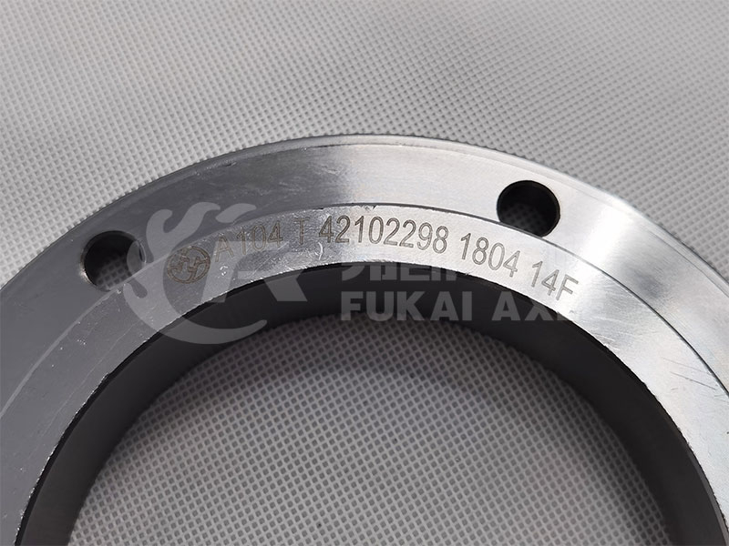 Oil Seal Seat for Saic Hongyan Genlyon Truck Spare Parts 42102298