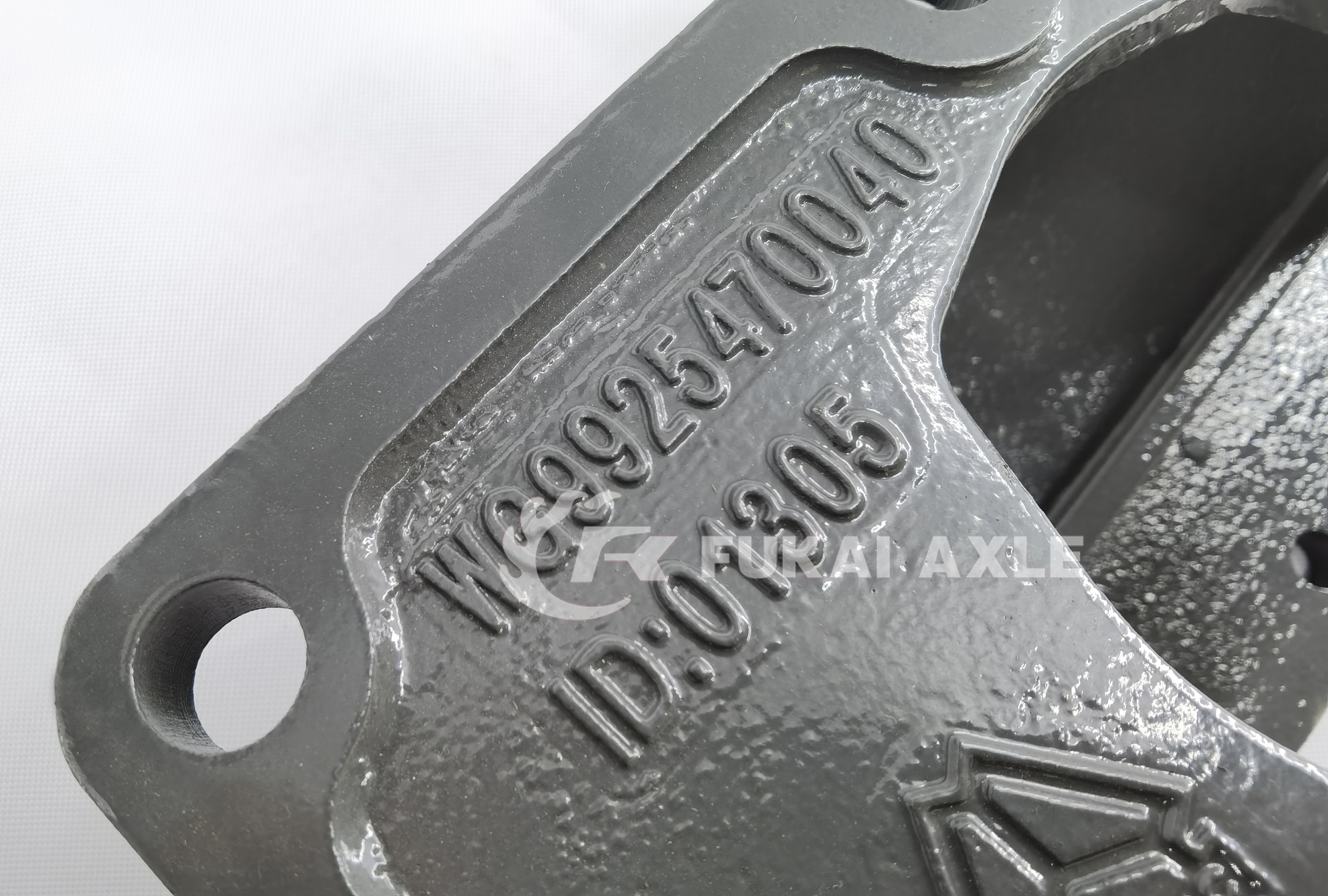 Steering Gear Bracket For Sinotruk HOWO Truck Spare Parts WG9925470040
