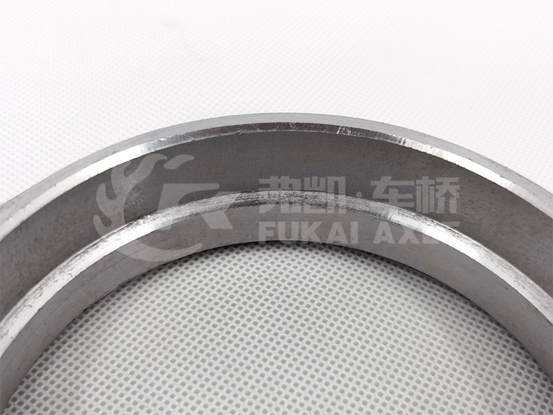 Through Shaft Oil Seal Seat for Sinotruk HOWO Steyrs Truck Spare Parts 199014320141