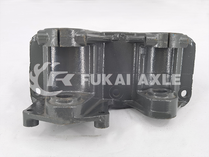Front Spring And Rear Right Combination Bracket For Sinotruk Howo Truck Spare Parts WG9731520045