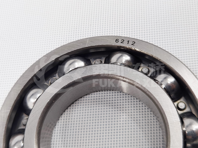 Tapered Roller Bearing 6212 for Sinotruk HOWO Truck Spare Parts WG9231326212 WG7128326216 190003311036