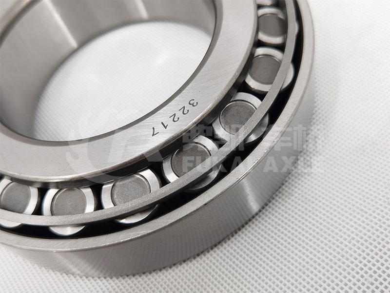 Bearing For Sinotruk Howo Truck Spare Parts 7517 DS32217 32217 7517E
