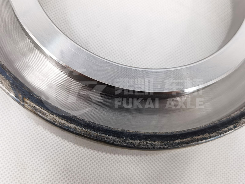 Rear Wheel Oil Seal Seat for FAW Jiefang Truck Spare Parts 3104044-AAOE