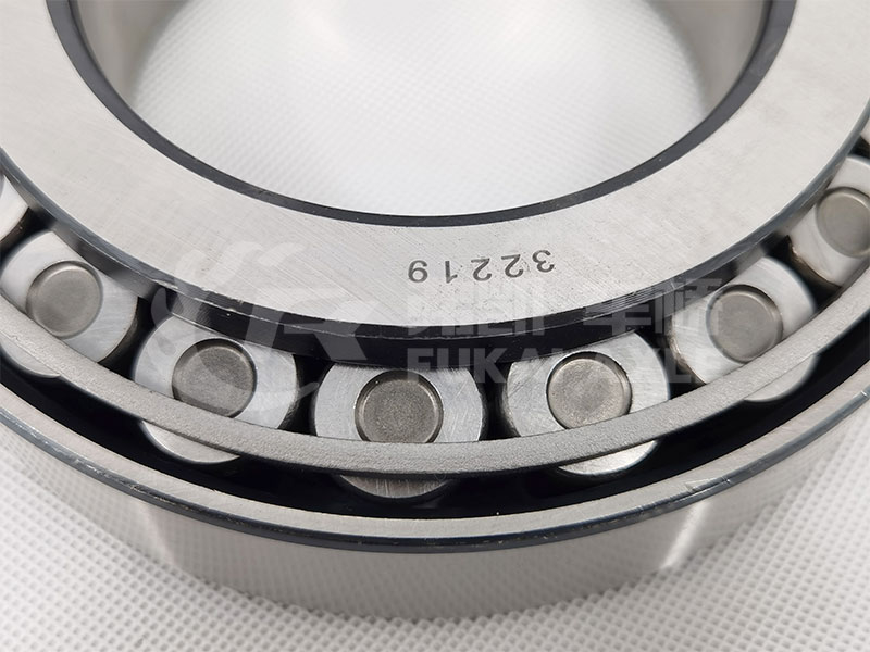 Rear Wheel Bearing for Dongfeng Truck Spare Parts 32219 7519E 