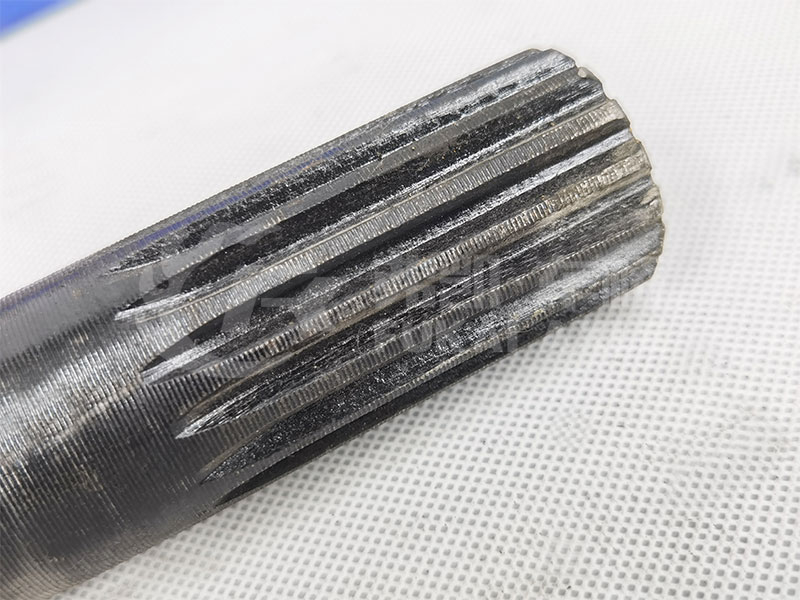 Half Shaft for Bj130 Dongfeng Light Truck Spare Parts 130-890mm