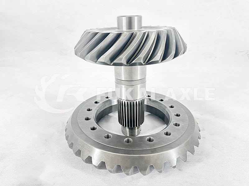 Middle Axle 24/35 Crown Wheel pinion For Iveco Trcuk spare parts 5801765238/42129185