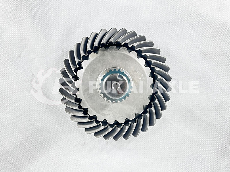 Middle Axle 21/34 Crown Wheel pinion For Iveco Trcuk spare parts 42103081/42114597