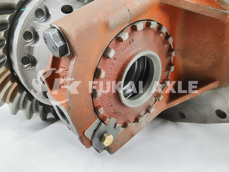 Intermediate Axle Main Reducer Assembly For Noth Benz Heavy Truck Spare Parts 