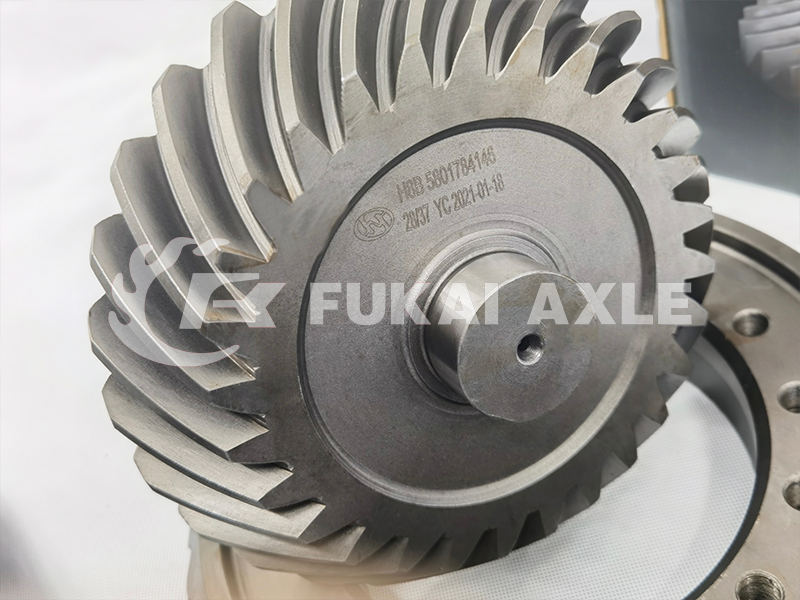 Middle Bridge Basin Angle Gear For SAIC Hongyan Truck Spare Parts 42104456