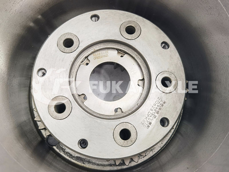 New AC16 Wheel Edge Assembly For Sinotruk HOWO Auto Truck Parts AZ9981340370